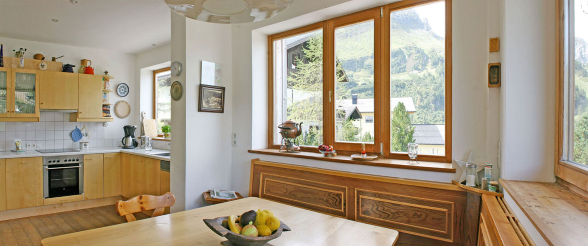 Počitniška hiša Meilinger v Obertauernu – kuhinja in jedilnica apartmaja v pritličju